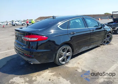 2019 Ford Fusion Sport z USA, uszkodzony, nr VIN 3FA6P0VP0KR179578